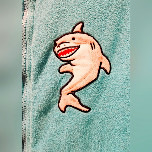 NICK & NORA Retro Shark Onsie Pajamas, Adult- L - Picture 6 of 9